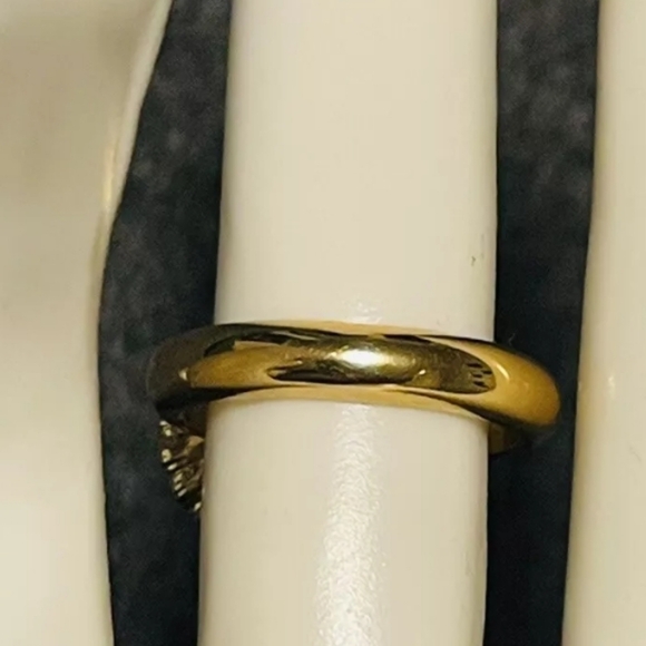 Gucci Icon Ring/ 6 ¾US/Never Worn ❤️ - Picture 6 of 6